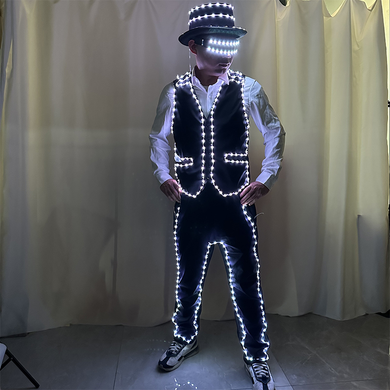 Kostium LED pełnokolorowy, świ – Suit Supply Wedding Party recenzja i cena